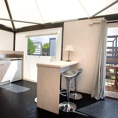 Camping Domaine Le Midi *